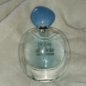 Giorgio Armani Ocean di Gioia perfume